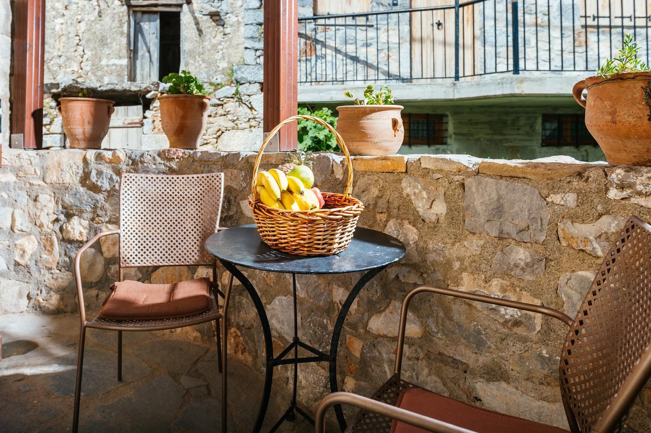 Vasilikata Agios Konstantinos (Crete)
