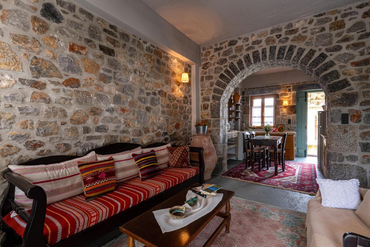 Vasilikata Agios Konstantinos (Crete)